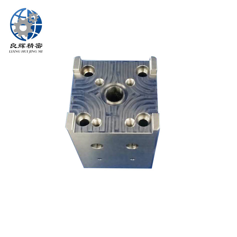 大連機械加工 大連機械加工