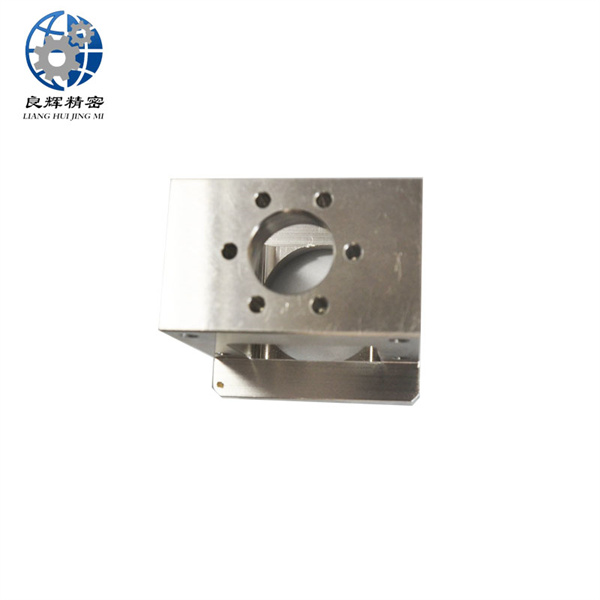 大連數(shù)控加工 大連數(shù)控加工